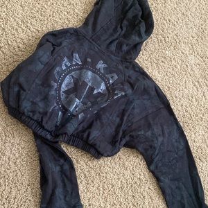 KK Fit gymshark collection cropped hoodie in Black camo